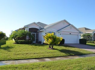516 N Valencia Cir SW, Vero Beach, FL 32968