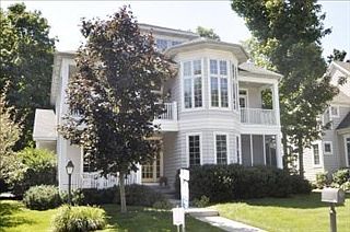 2nd image of 16 Streamwood Dr