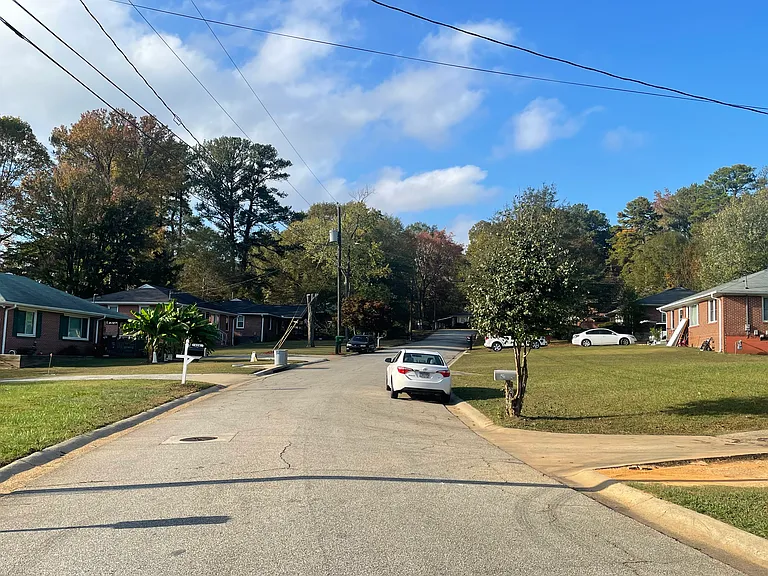 633 Green Acres Rd SE — Photo 81