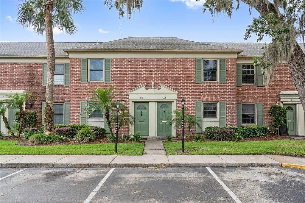 2 bed, 2.5 bath, 1248 sqft, $1,699 — Photo 1