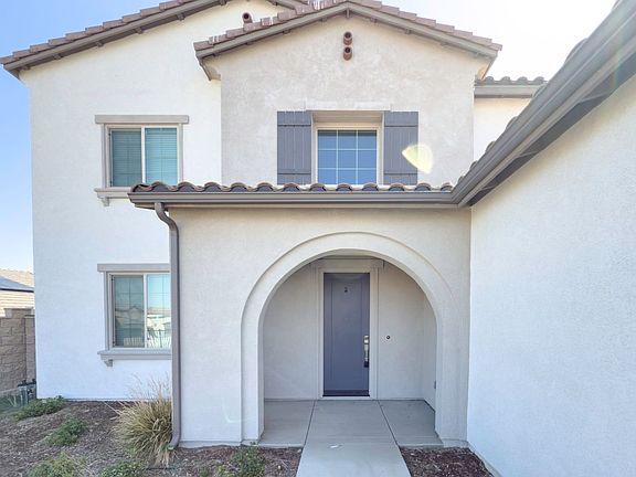 5th image of 29692 Bonneville Ct