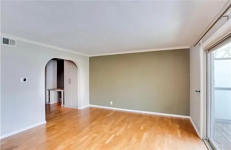 1 bed, 721 sqft, $1,500 — Photo 3