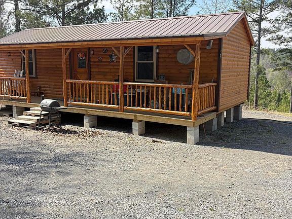 4th image of 400 Moore Cemetery Rd