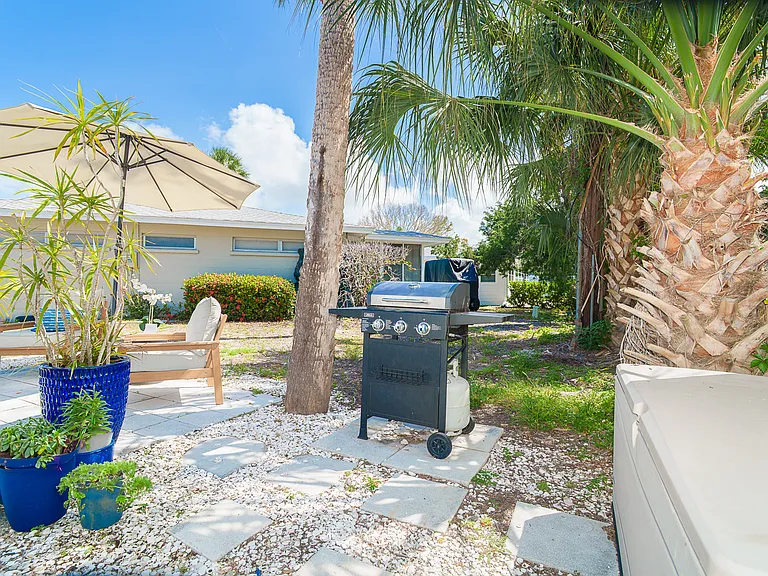 1140 S Moonmist Ct — Photo 24