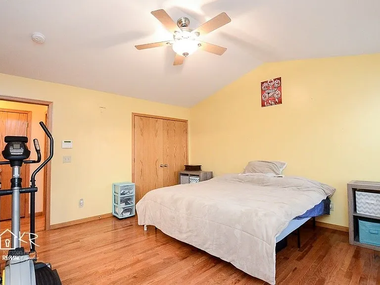 631 Tall Grass Dr — Photo 13