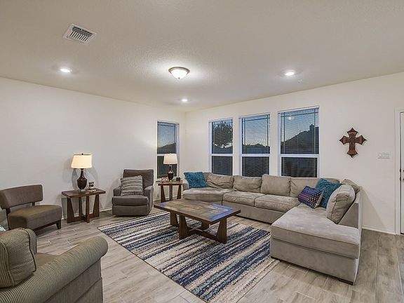 3rd image of 233 Sage Derby Dr