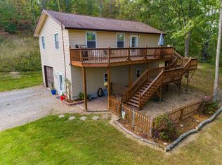 9995 Stone Rd, Athens, OH 45701