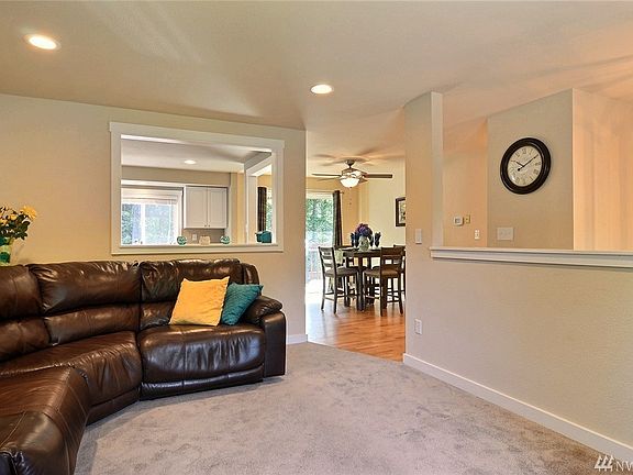 The 2015 remodeling opened the kitchen walls to the rest of the main living area.
