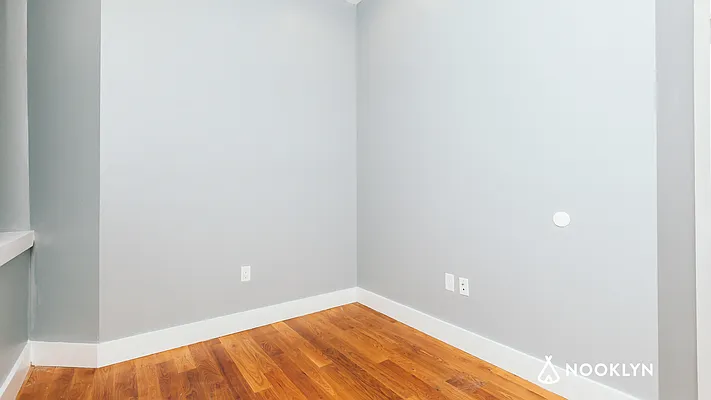 Rented by Nooklyn NYC LLC | media 16