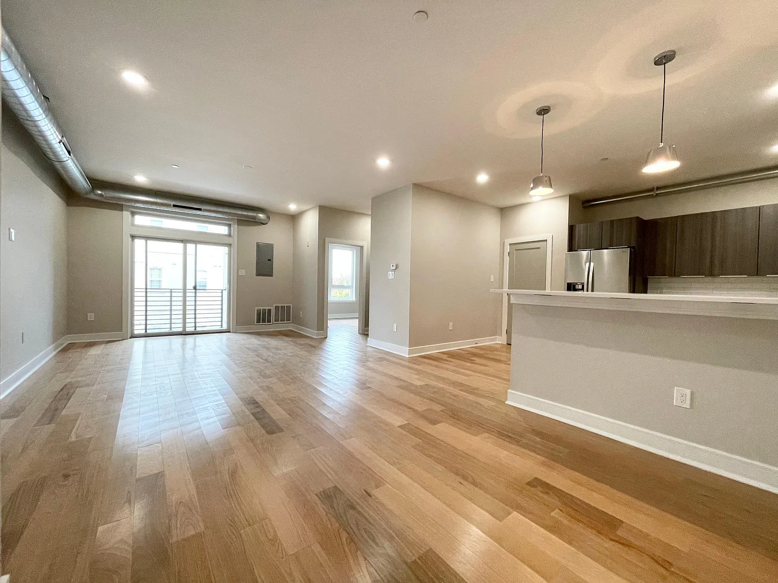 3206 Capri Dr — Photo 3