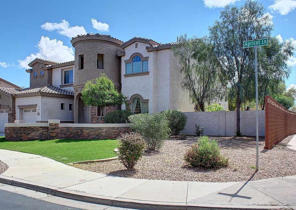 1st image of 18509 E Apricot Ln