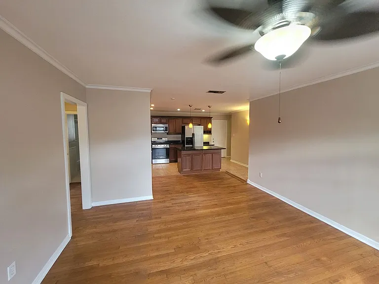 114 Dolphin Ave — Photo 7