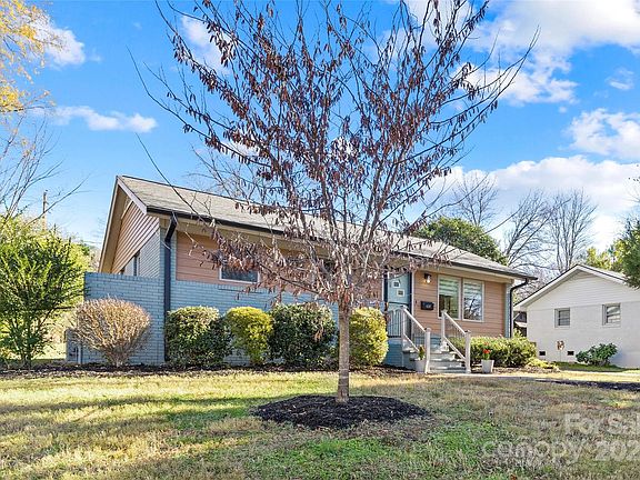 2nd image of 4017 Abbeydale Dr