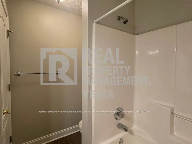 313 Canterfield Dr — Photo 15