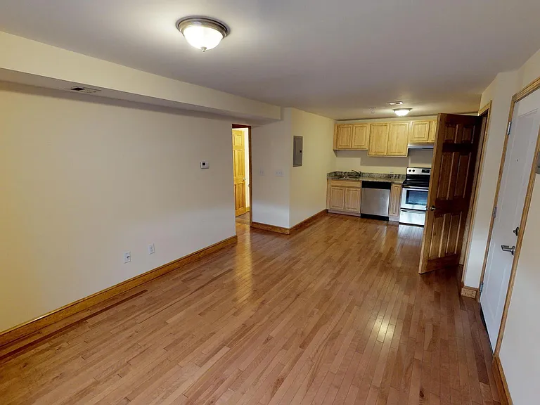 38 W Elm Ter #4 — Photo 3