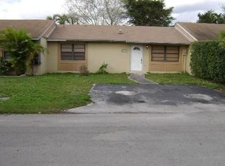 15339 SW 69th Ln, Miami, FL 33193