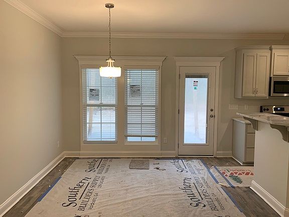5th image of 3820 Bettys Pl