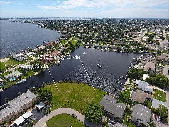 3rd image of 1714 Sandy Cir