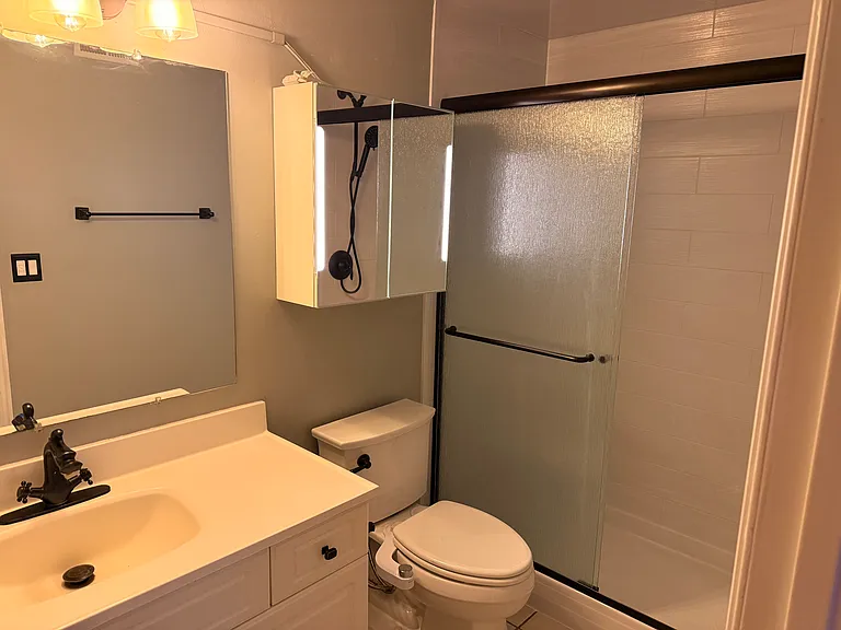 301 E 2700 S #11 — Photo 13