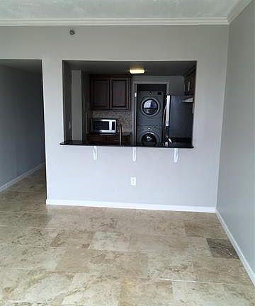 5th image of 250 E Harbortown Dr APT 1502