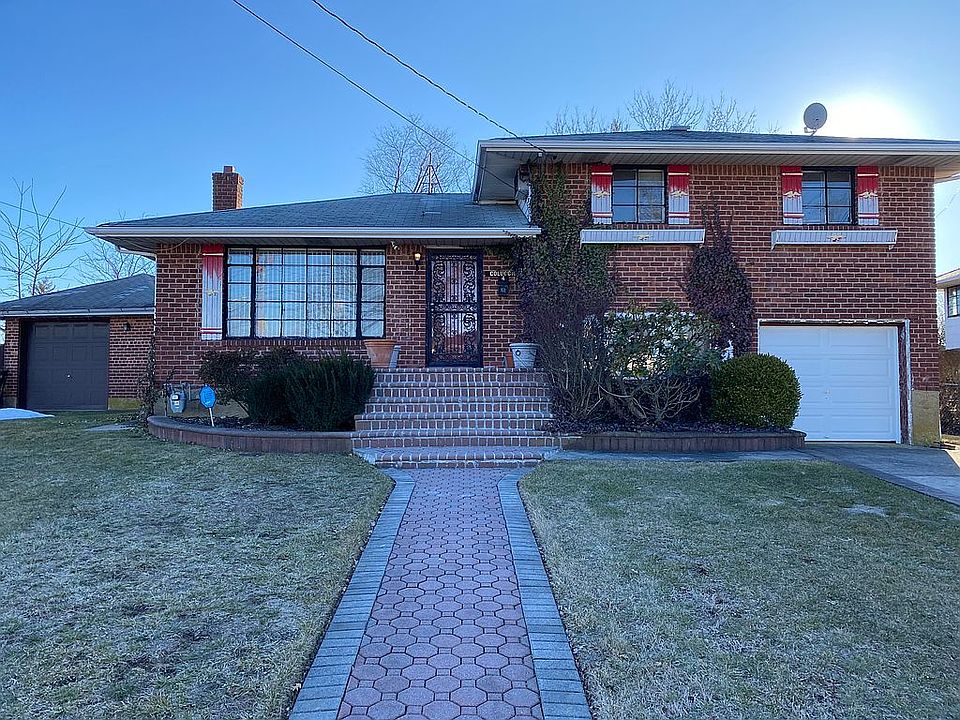 2nd image of 4 Barbara Ln