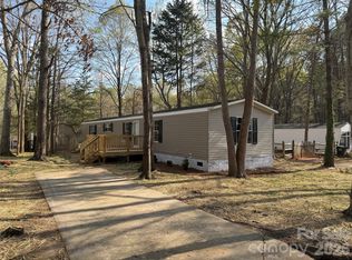 1162 Stateline Rd, Clover, SC