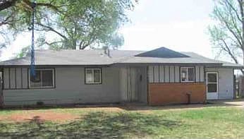 1st image of 206 Hoover Cir
