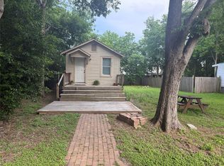 317 3rd St, San Leon, TX 77539