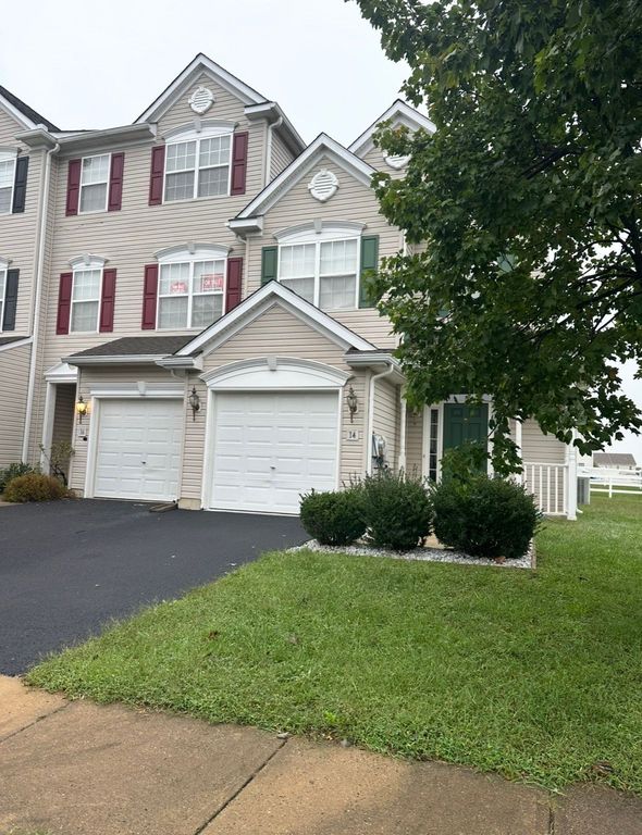 16 Harrowgate Dr - Property Image