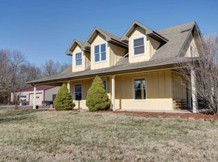6633 E McKenzie Ln, Rogersville, MO 65742