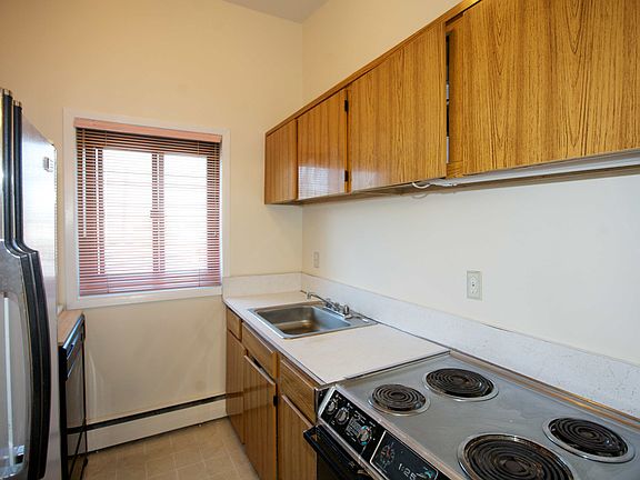 5th image of 4 Rose St APT 4-B2
