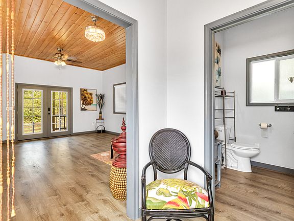 3rd image of 11-4007 Hale Ohia Rd #2