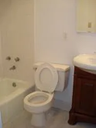 Rented by Elinor Taasa, LREB