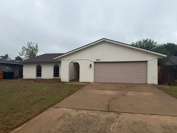10305 Leicester Dr, Yukon, OK 73099
