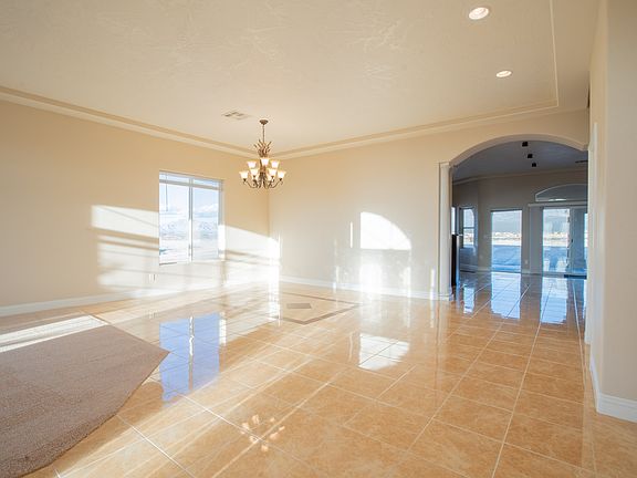 2nd image of 3552 S Meadow Mist Ln
