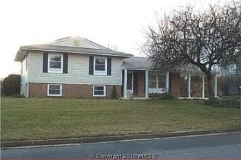 1st image of 315 W Valery Ct