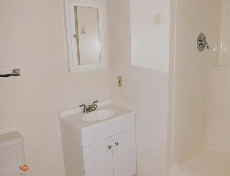 1251 Banks Aly NW #6 — Photo 7