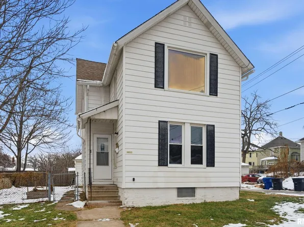 1306 17th St, Moline, IL 61265