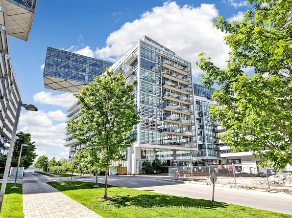 29 Queens Quay E #602, Toronto, ON M5E 0A4