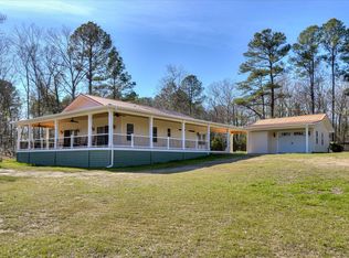 400 Rish Store Rd, Wagener, SC 29164