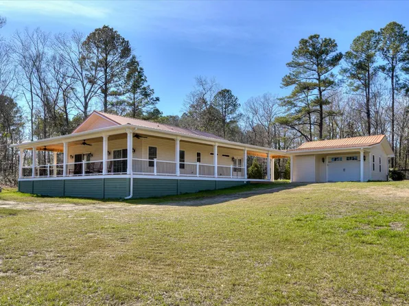 400 Rish Store Rd, Wagener, SC 29164