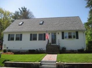 15 Lenox Cir, Lawrence, MA 01843