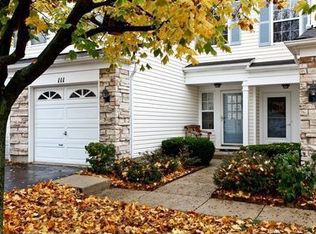 111 Oakton Dr, Lombard, IL 60148