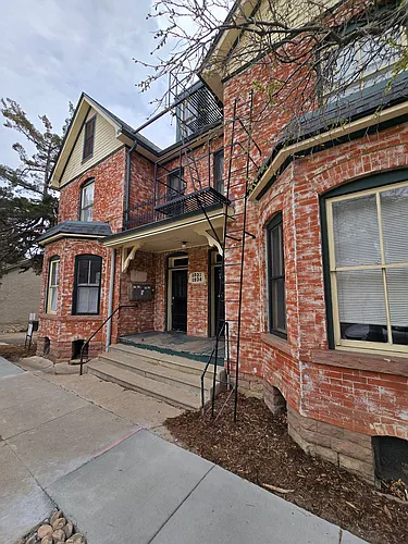 1032 Pine Photo 1