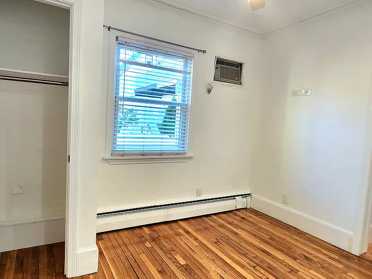 248 Pearl St #1 — Photo 17