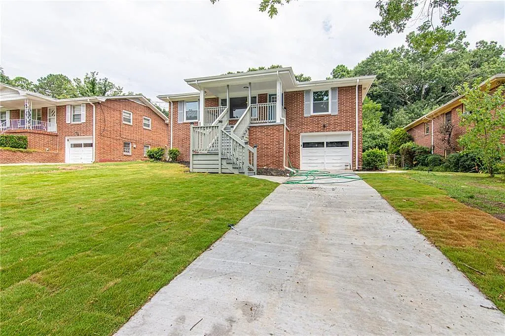 Building Photo - 2705 Lincoln Ct NW