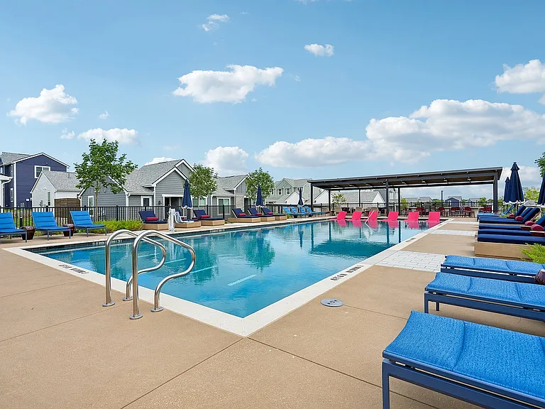 YardHomes Rowlett Creek Swimming Pool