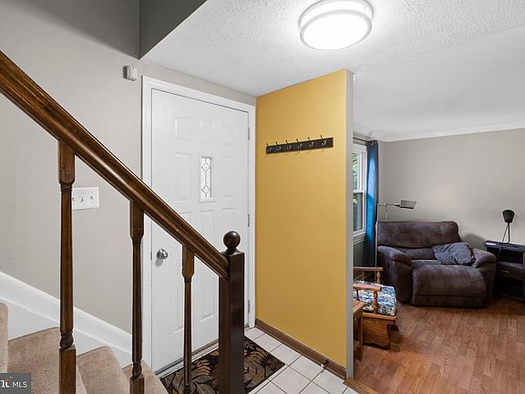 3rd image of 12016 Fair Hill Ln