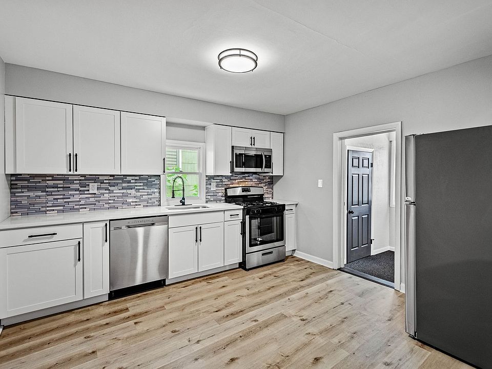 1st image of 816 1st St