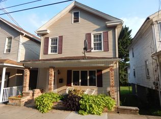 74 E Walnut St, Plymouth, PA 18651